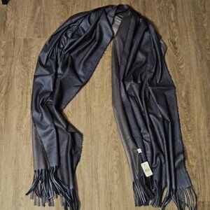 M&N Scarf Super Soft NWT